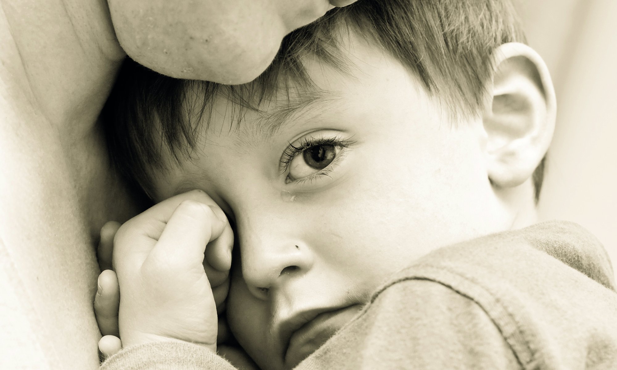 Kaj storiti, če se otrok preveč jezi, upira in joče?