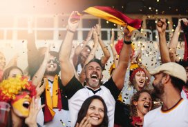 Nemčija, nogometni navijači © AdobeStock Jacob Lund (1)