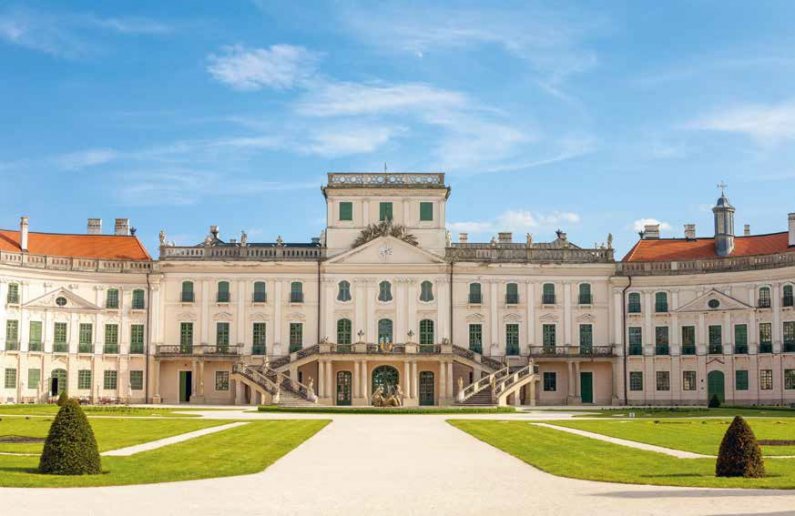 Palača Esterhaza – madžarski Versailles